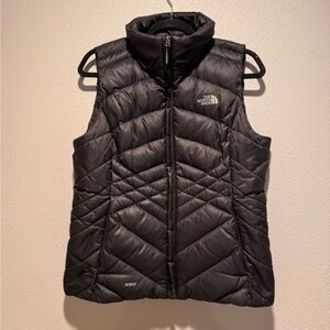 The North Face Black Quilted 550 Insulated Women's Vest